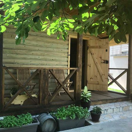 Eko Apartmani Krackovic Golubovci Exteriér fotografie