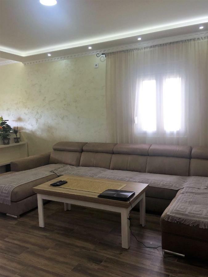 Eko Apartmani Krackovic Golubovci Exteriér fotografie