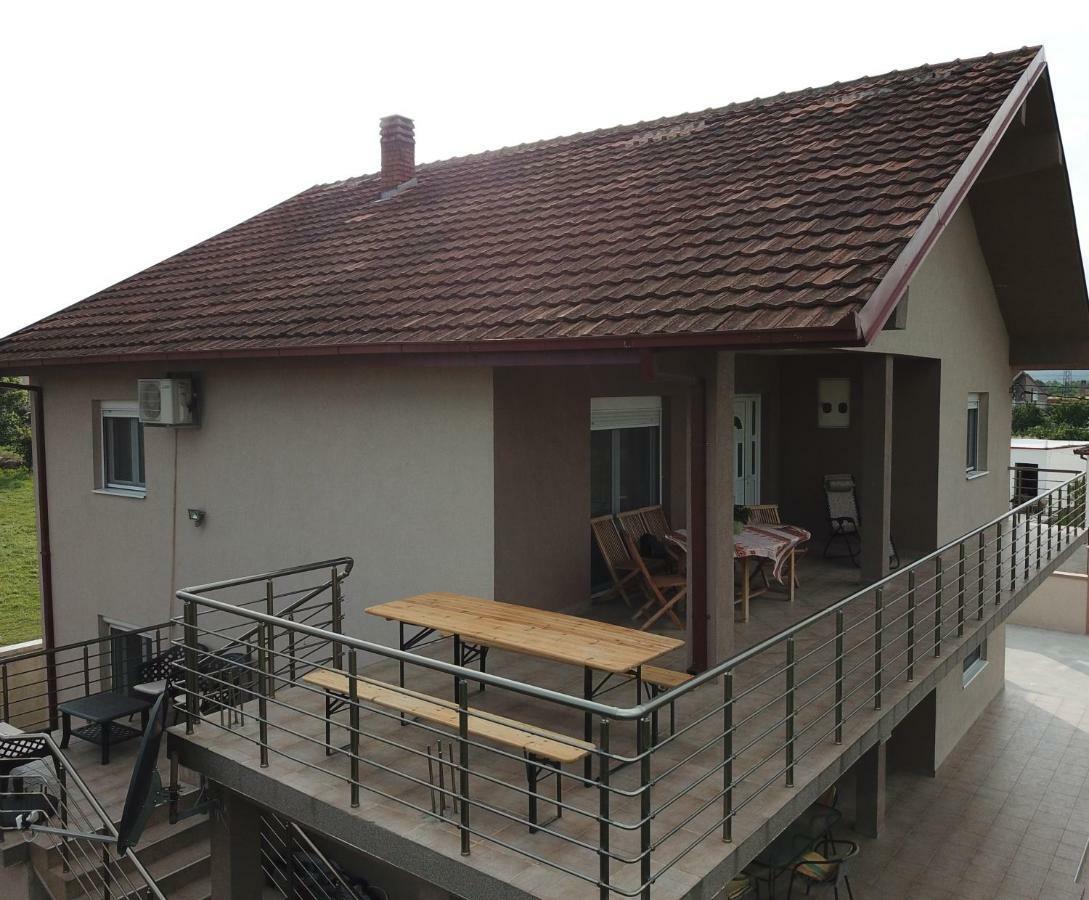 Eko Apartmani Krackovic Golubovci Exteriér fotografie
