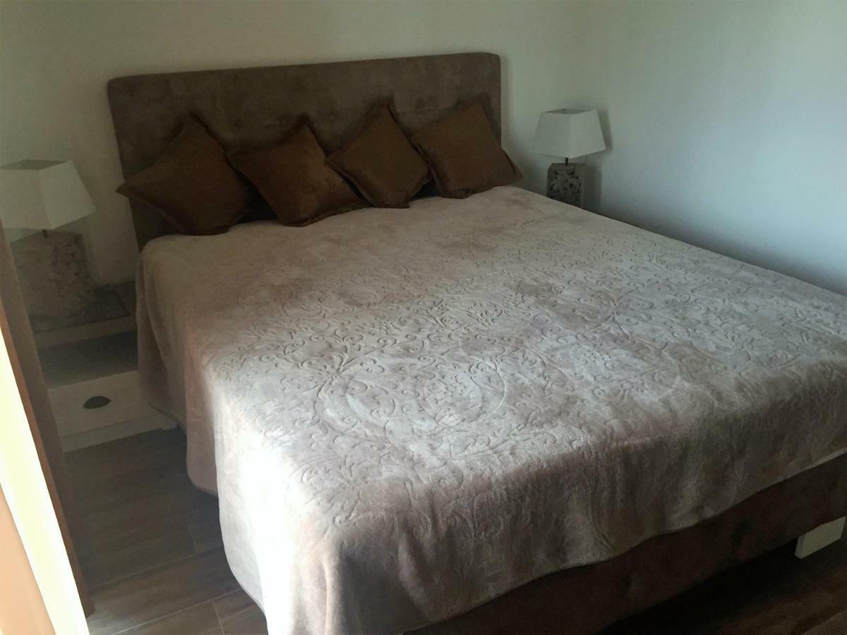 Eko Apartmani Krackovic Golubovci Exteriér fotografie