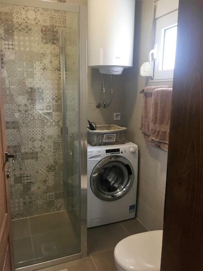 Eko Apartmani Krackovic Golubovci Exteriér fotografie