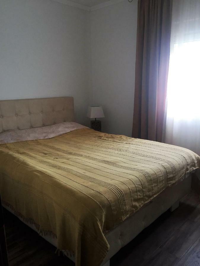 Eko Apartmani Krackovic Golubovci Exteriér fotografie
